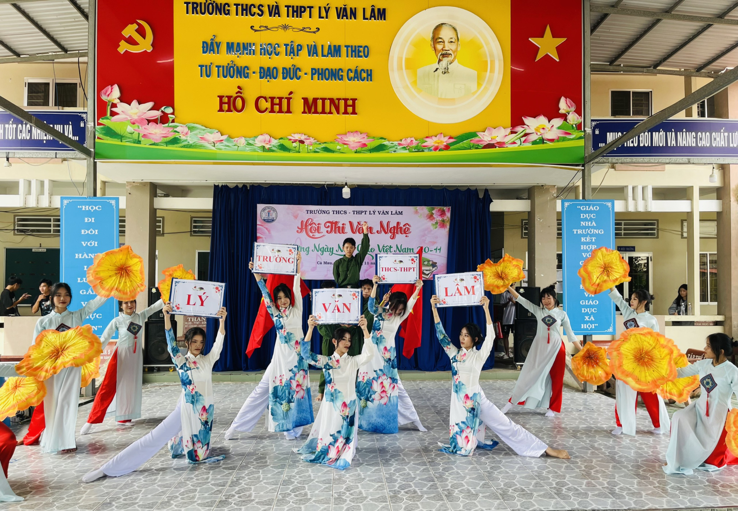 Trường THCS&THPT Lý Văn Lâm.  Kỷ niệm ngày Nhà giáo Việt Nam 20/11/2023